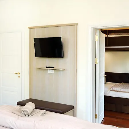 Schmidt - Strandhaus Direkt Am Mit Sauna, Sport Und Duenengarten - Komfort * Rostock